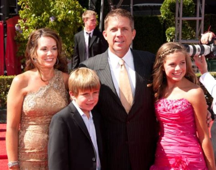 Sean Paytons Ex-Wife Beth Shuey Wiki, Bio, Age, Height, Children, Net Worth, Meghan Payton!!