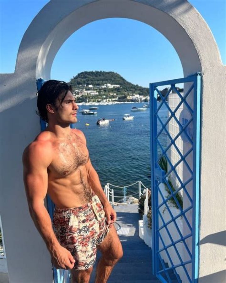 Sergio Avelar Height, Weight, Net Worth, Age, Wiki, Who, Instagram, Biography