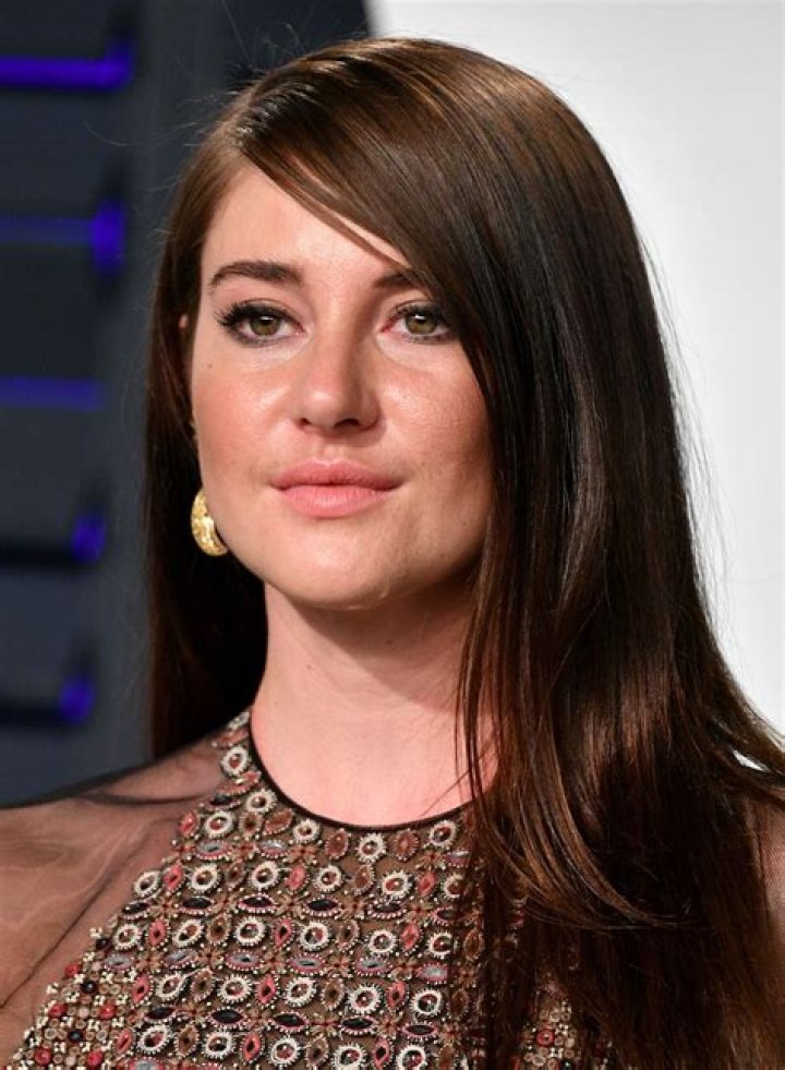 Shailene Woodley's Parents: A Look Into Her Family Life