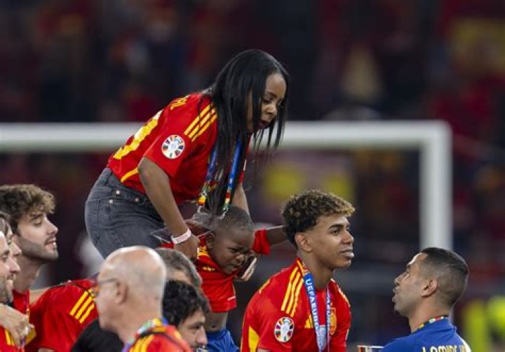 Sheila Ebana Muslim | A Prominent Leader For Muslims | Uplifting Voices