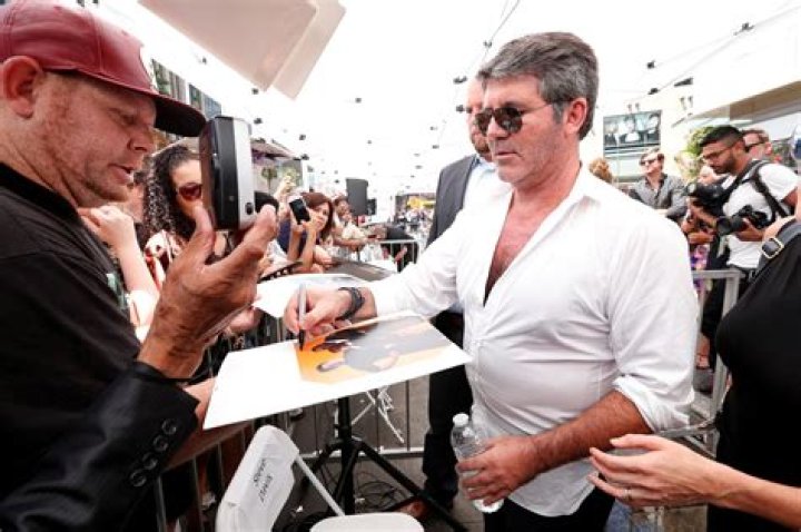 Simon Cowell: Is The Music Mogul Suffering From A Mysterious Illness?