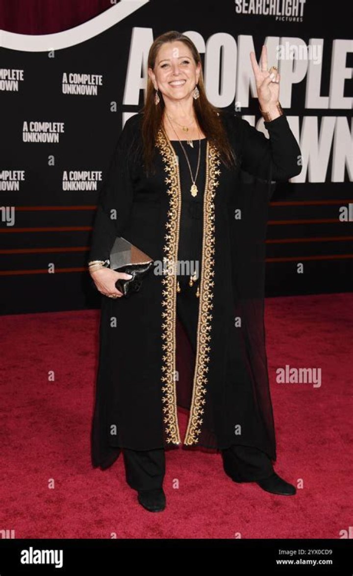 The Extraordinary Camryn Manheim: A Hollywood Icon