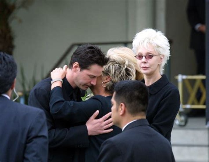 The Heartbreaking Funeral Of Keanu Reeves' Beloved Wife