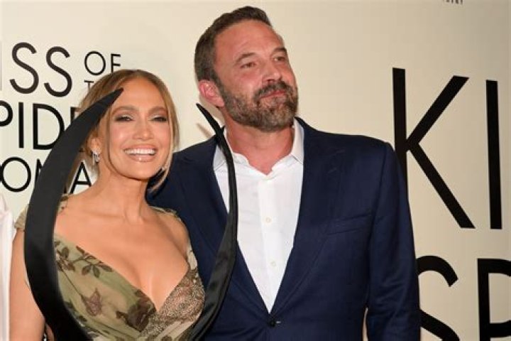 The Latest On Ben Affleck And Jennifer Lopez: A Hollywood Power Couple