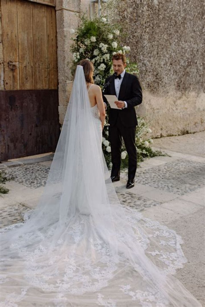 The Perfect Guide To Matthew Hussey's Spouse