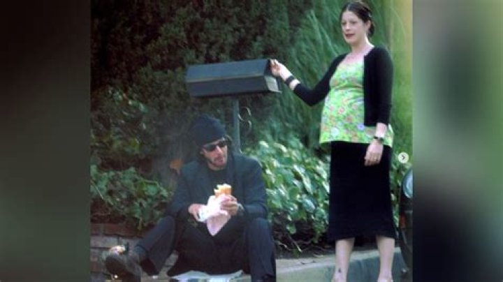 The Tragic Love Story Of Jennifer Syme And Keanu Reeves