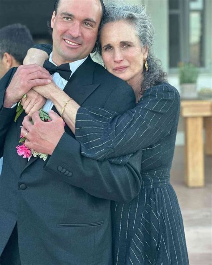 The Ultimate Guide To Andie MacDowell's Relationships And Partners