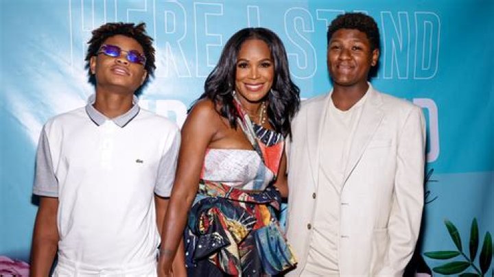 The Ultimate Guide To Cinco Raymond: Unlocking His Versatility And Charisma