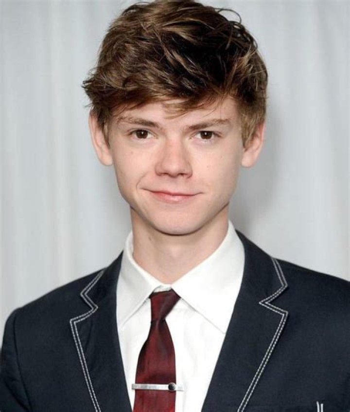 The Ultimate Guide To Young Male Celebrities: Rising Stars And Heartthrobs