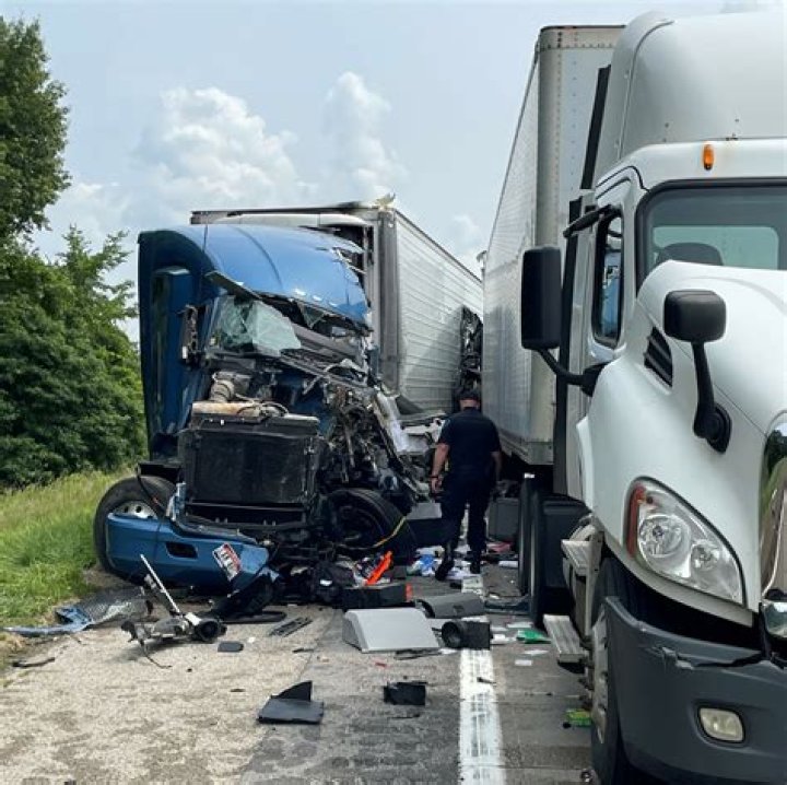 Tragic Highway Accident: Multiple Lives Lost