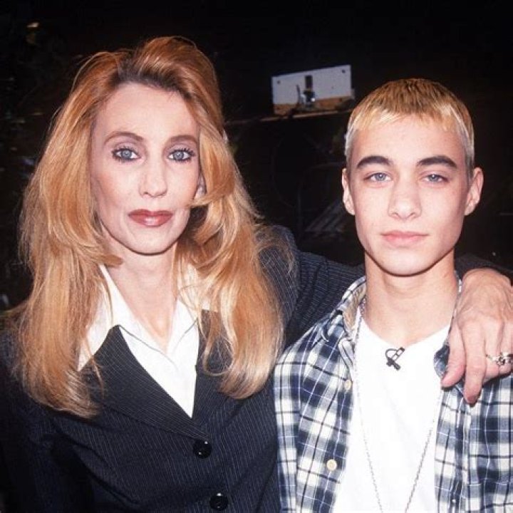 Uncover The Mystery: Does Eminem Have A Sister?