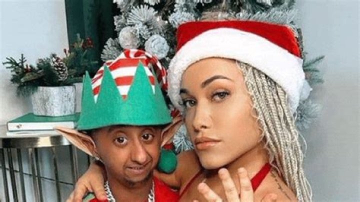 Unveil The Enchanting World Of Baby Alien Christmas Videos: Discoveries And Insights