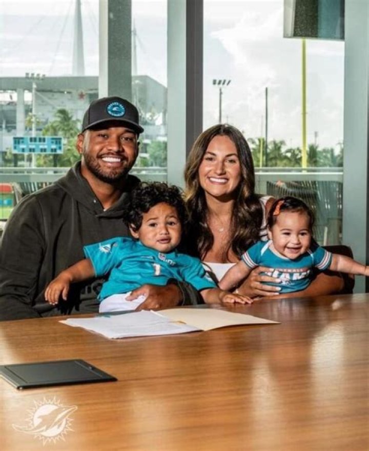 Unveiling The Enigmatic Ethnicity Of Tua Tagovailoa's Wife