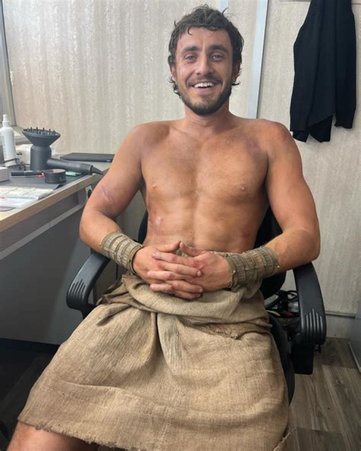 Unveiling The Factors That Shape Pedro Pascal's Weight