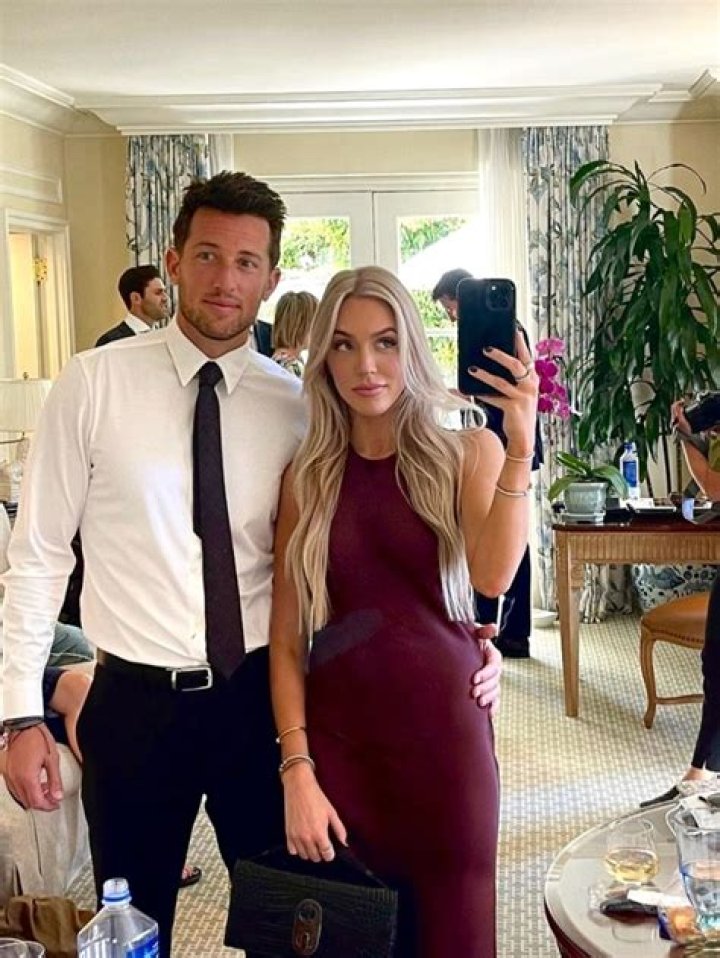 Unveiling The Identity And Impact Of Alex Cooper's Father