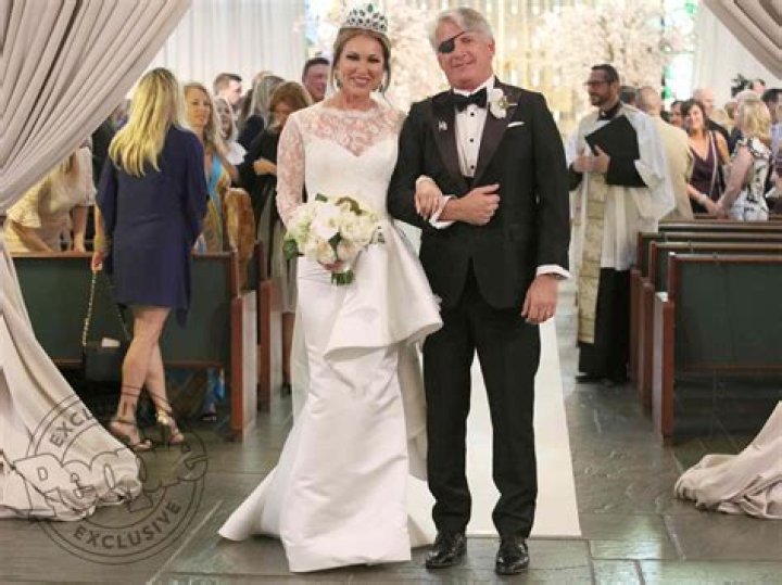 Unveiling The Life, Loves, And Wealth Of Leeanne Locken