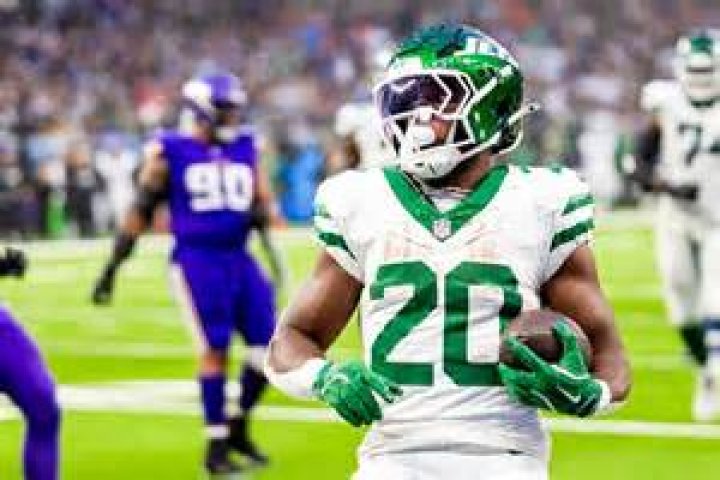 Unveiling The Secrets: Breece Hall's Girlfriend Revealed