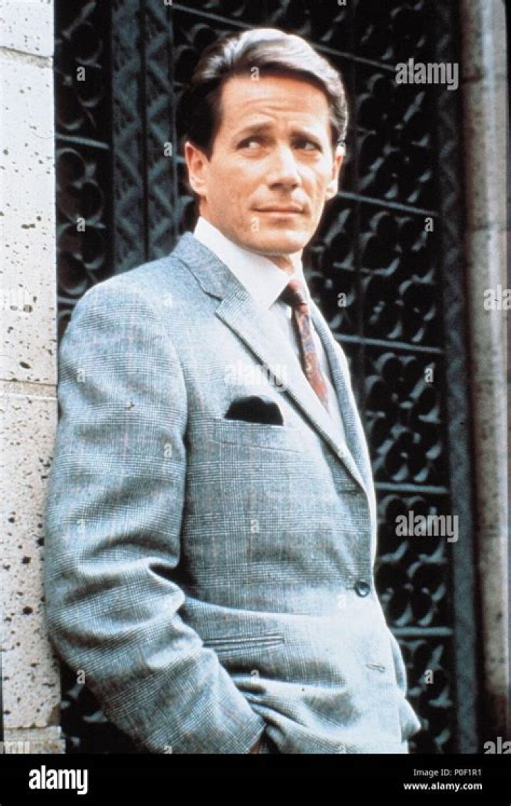 Versatile Actor Peter Strauss: A Hollywood Legacy