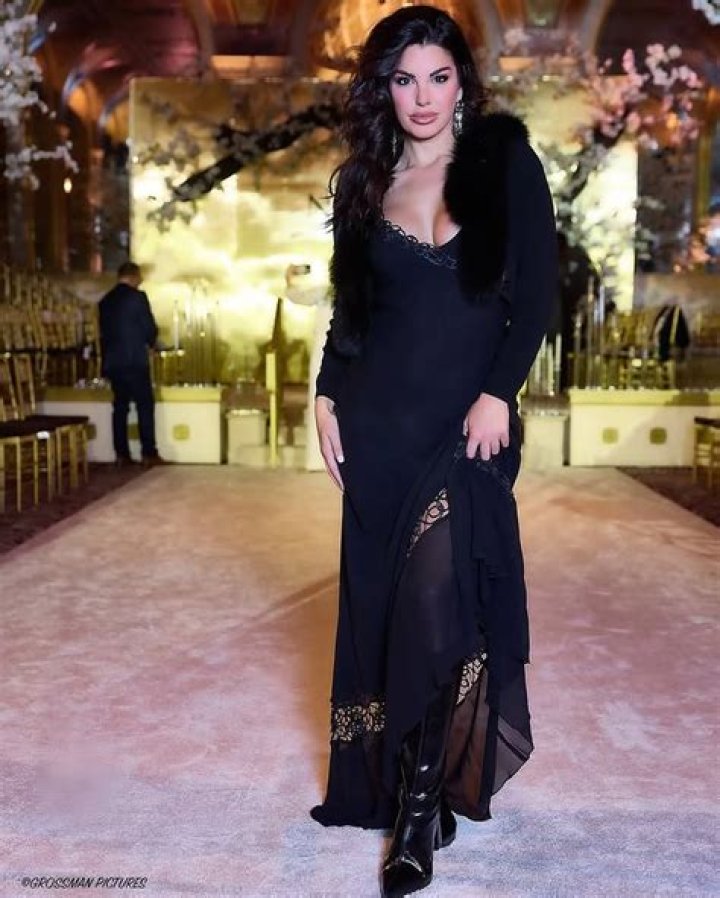 Victoria Vesce- Wiki, Age, Boyfriend, Net Worth, Ethnicity, Height