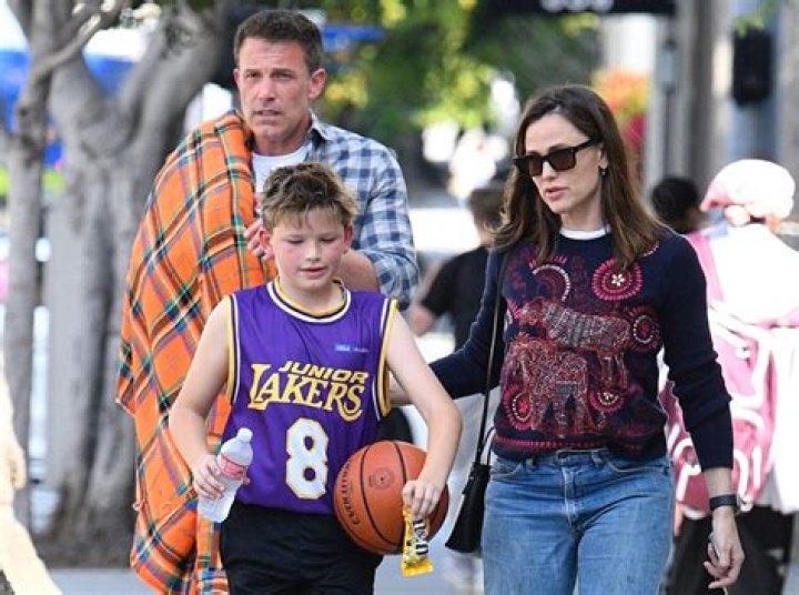 Violet Affleck's College Conundrum: Where Will She Go?