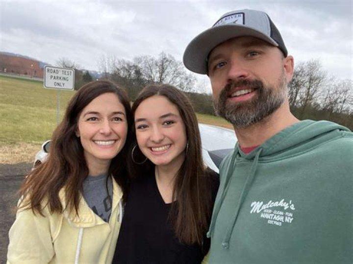 Walker Hayes And His Sons: A Family Affair