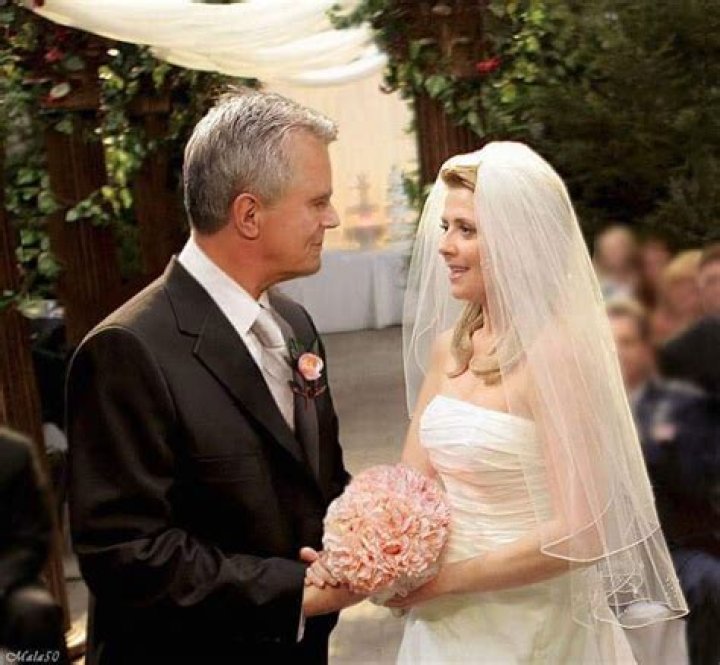 Who Is Amanda Tapping Married To? Uncover The Truth