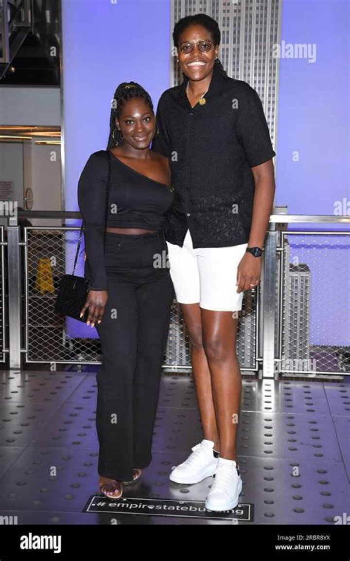 Who Is Jonquel Jones Husband? WNBA Player Parents & Salary