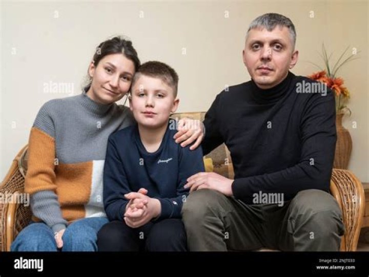 Zelenskyy's Parents' Meeting With Rymma Uncovered